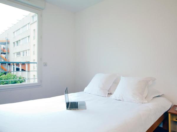 Séjours & Affaires Lyon Saint-Nicolas : photo 3 de la chambre studio