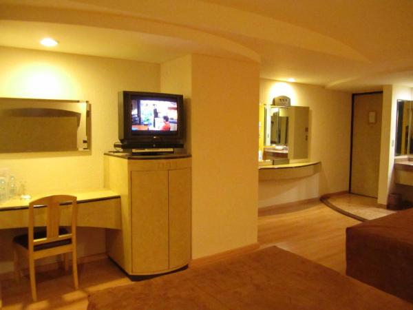 Panorama Hotel  : photo 3 de la chambre chambre quadruple