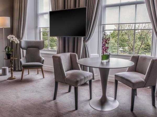 Kimpton Blythswood Square Hotel & Spa, an IHG Hotel : photo 2 de la chambre suite lit king-size - vue sur jardin