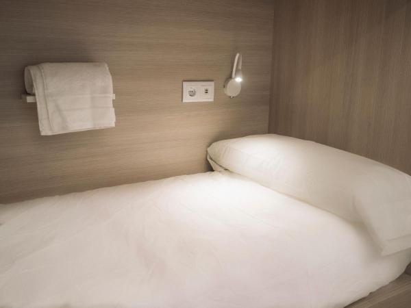 Santiago KM-0 : photo 3 de la chambre lit superposé dans dortoir mixte de 4 lits