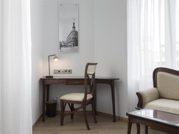 ICON Casona 1900 : photo 7 de la chambre suite avec terrasse