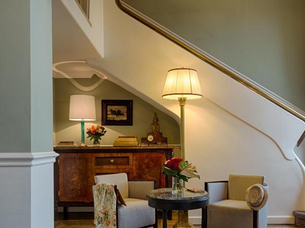 Plaza Hotel Lucchesi : photo 10 de la chambre suite familiale en duplex