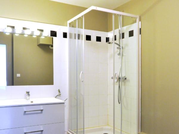 Temporesidence Chateauneuf : photo 6 de la chambre appartement en duplex avec terrasse