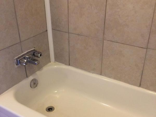 motel le jardin : photo 8 de la chambre chambre lit queen-size