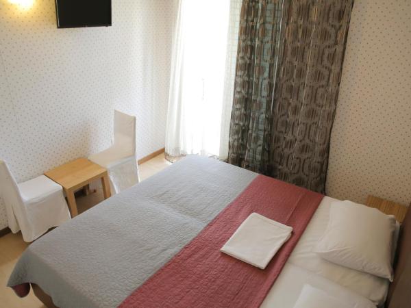 Hotel Anesi : photo 9 de la chambre chambre double standard