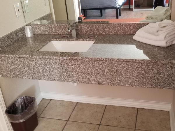 Econo Inn Lackland AFB-Seaworld San Antonio : photo 1 de la chambre chambre lit king-size - non-fumeurs