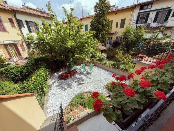 Mòsì Firenze : photo 1 de la chambre chambre double avec balcon