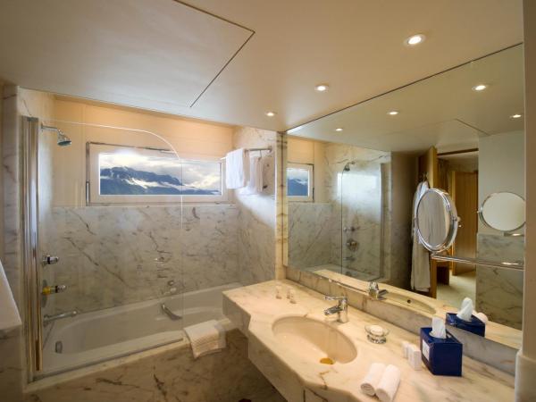 Royal Plaza Montreux : photo 9 de la chambre suite présidentielle avec terrasse et vue sur le lac