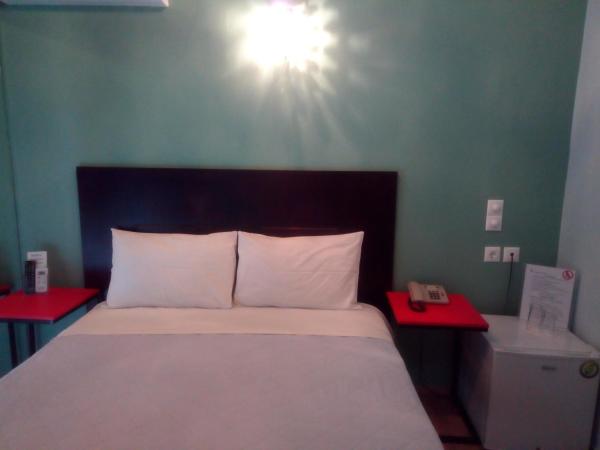 Zappion Hotel : photo 9 de la chambre petite chambre double