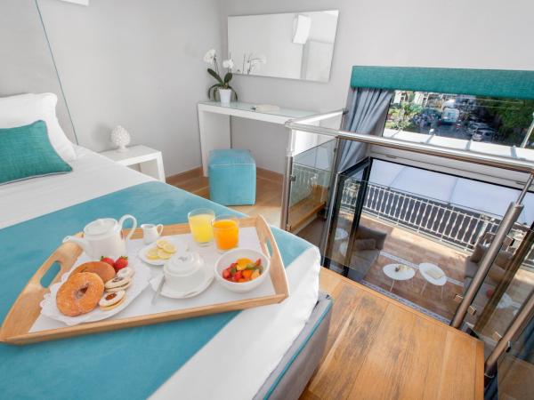 La Piazzetta Guest House : photo 5 de la chambre appartement supérieur en duplex avec terrasse