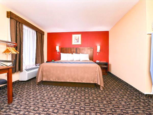 Americas Best Value Inn-Near NRG Park/Medical Center : photo 10 de la chambre chambre lit king-size - non-fumeurs