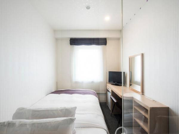 Nagasaki Bus Terminal Hotel : photo 3 de la chambre chambre simple supérieure avec douche - non-fumeurs