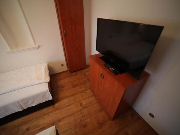 Eged Vendégház : photo 2 de la chambre appartement (8 adultes)