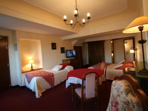 Hostellerie Le Beffroi : photo 3 de la chambre chambre triple