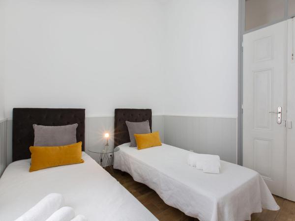 Faro Cosy Guesthouse : photo 1 de la chambre chambre double avec salle de bains commune