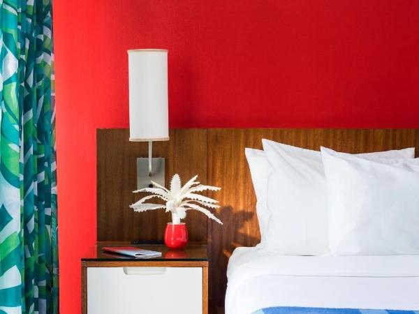 Shoreline Hotel Waikiki : photo 1 de la chambre chambre 2 lits doubles