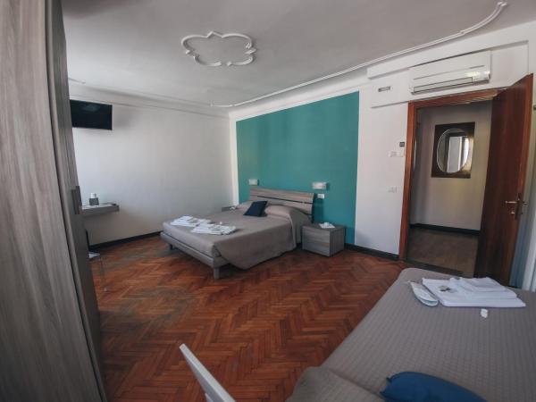 Residenza al Castello : photo 1 de la chambre chambre triple standard