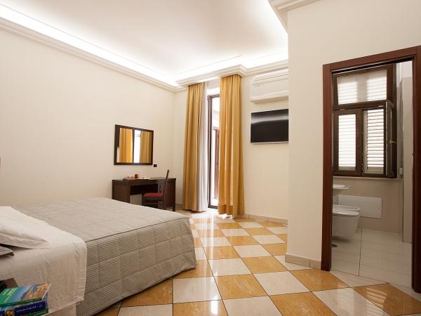 Albergo del Golfo : photo 7 de la chambre chambre double ou lits jumeaux