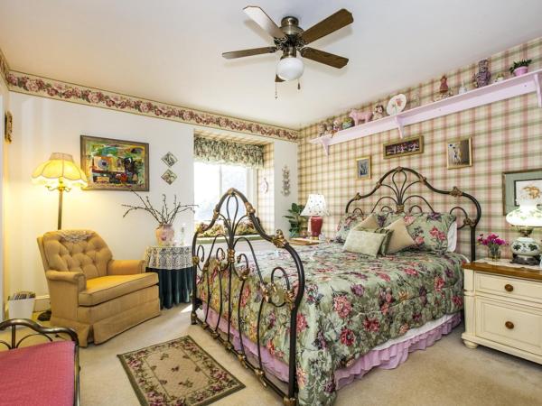 Matthews Manor Bed & Breakfast : photo 1 de la chambre chambre lit queen-size deluxe