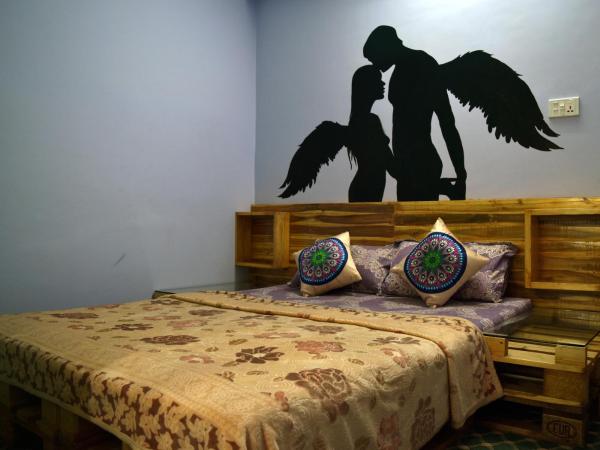 Yog Hostel : photo 2 de la chambre chambre deluxe double ou lits jumeaux
