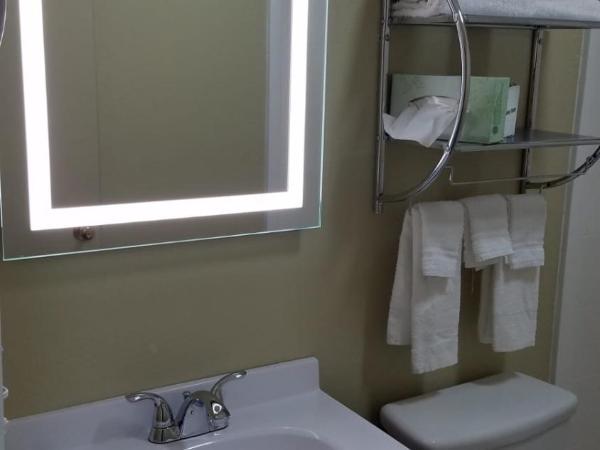 DuPont Suites - Louisville - St. Matthews : photo 3 de la chambre chambre lit queen-size
