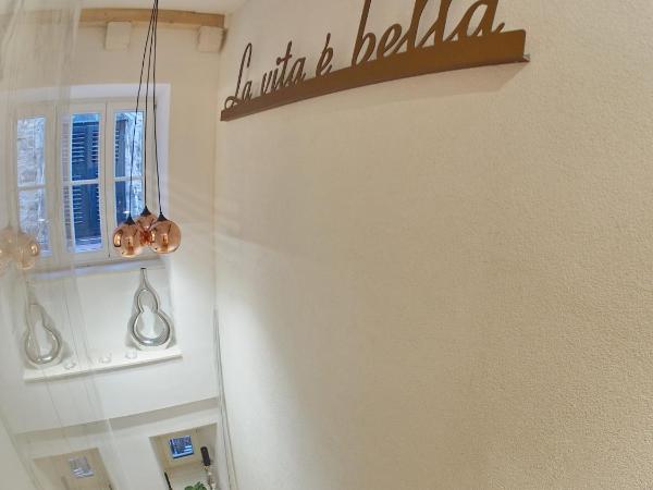 La Vita e Bella II : photo 1 de la chambre suite - vue sur ville