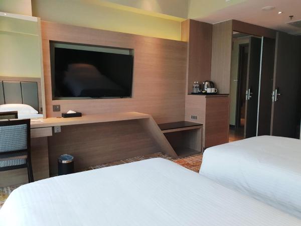 KSL Hot Spring Resort : photo 4 de la chambre chambre lits jumeaux deluxe