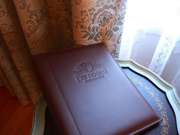 Patterson Inn : photo 1 de la chambre suite lit king-size supérieure avec terrasse