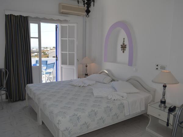 Melina Hotel : photo 2 de la chambre chambre triple