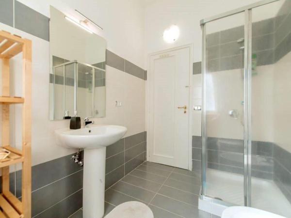 B&B Alexander : photo 9 de la chambre chambre triple avec salle de bains commune