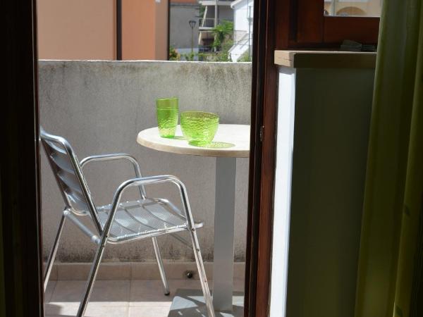 Apartments Lans : photo 1 de la chambre chambre double avec balcon