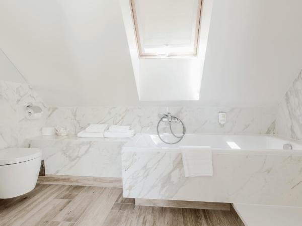 Hotel Villa Baltica : photo 10 de la chambre appartement