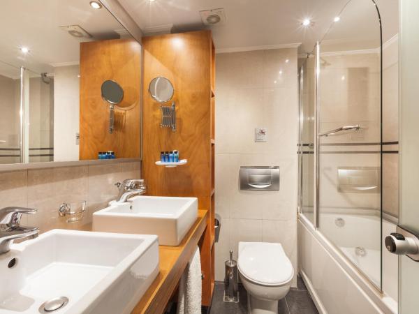 Tropical Hotel : photo 2 de la chambre chambre double ou lits jumeaux exécutive avec baignoire spa