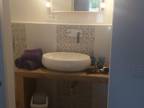 Guest House Zohil : photo 10 de la chambre chambre double avec terrasse