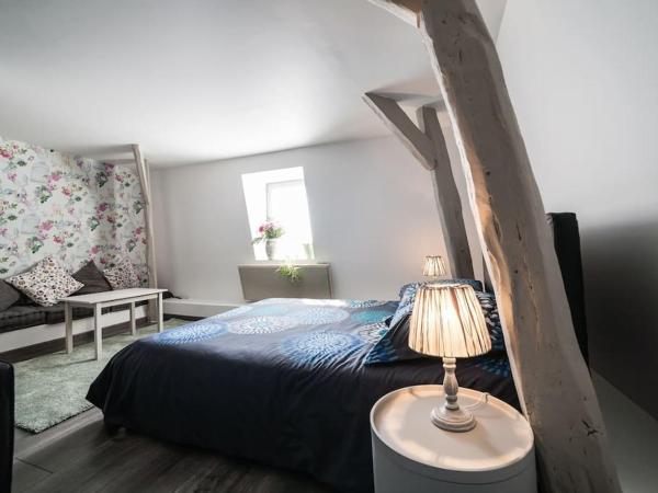 Les Chambres d'Hotes chez Alisa et Daniel : photo 8 de la chambre grande chambre double 