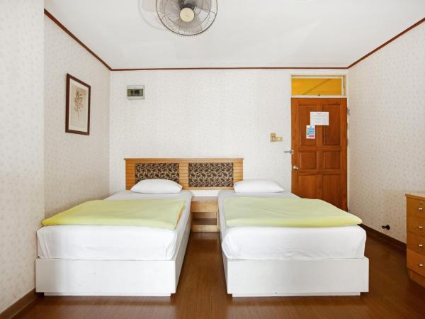 The Aiyapura Bangkok : photo 7 de la chambre chambre double supérieure