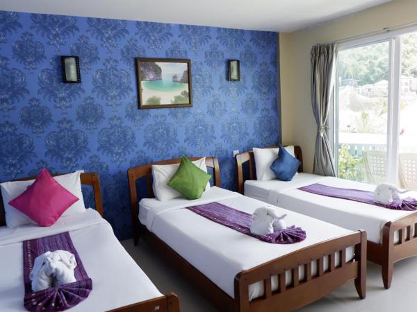 Phi Phi Maiyada Resort- SHA Certified : photo 2 de la chambre chambre triple avec balcon