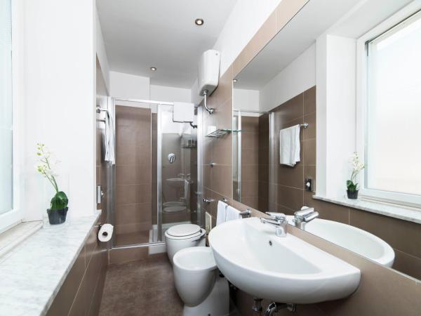 Hotel Montestella : photo 5 de la chambre chambre lits jumeaux classique