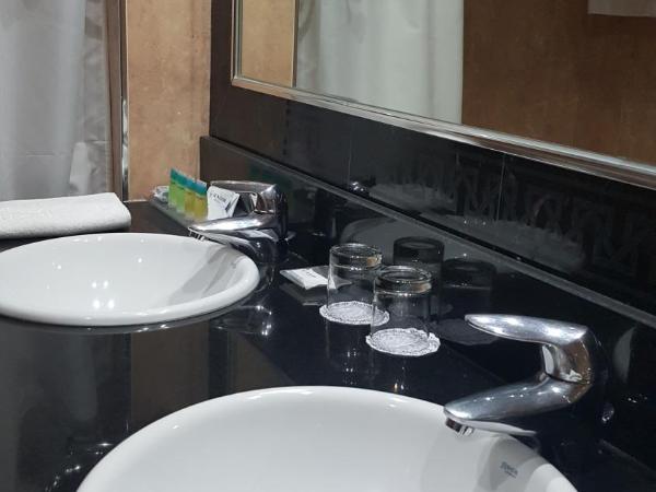 Senator Barajas : photo 10 de la chambre chambre familiale