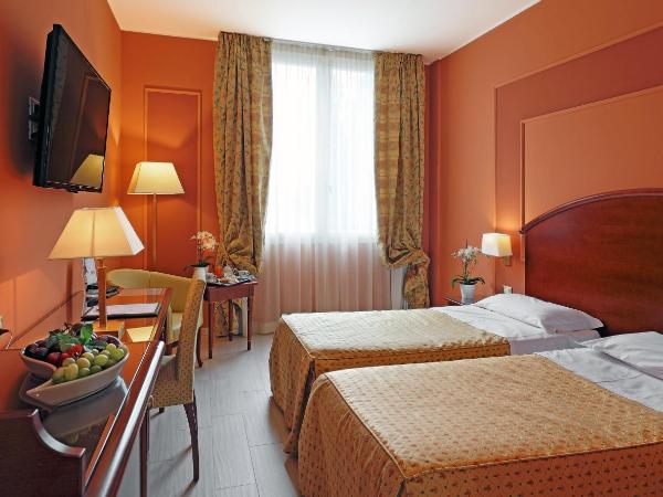 Savoia Hotel Regency : photo 2 de la chambre chambre double avec lit d'appoint