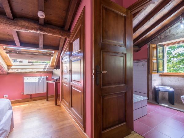 Asador de Roxos Casa Albardonedo : photo 6 de la chambre chambre double avec salle de bains privative