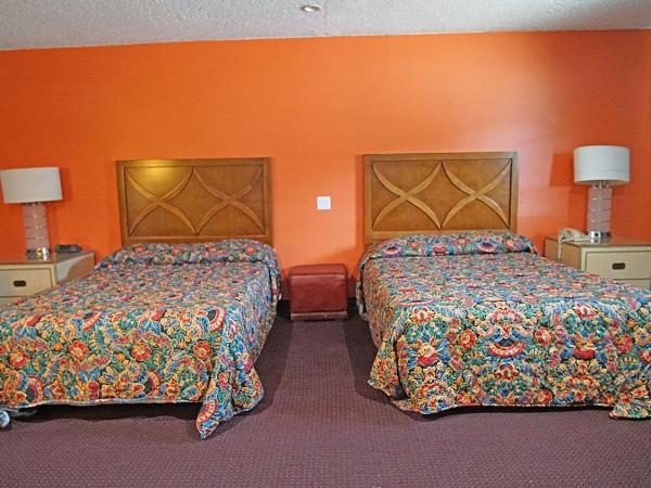 Los Angeles Inn & Suites - LAX : photo 5 de la chambre chambre avec 2 lits queen-size - non-fumeurs