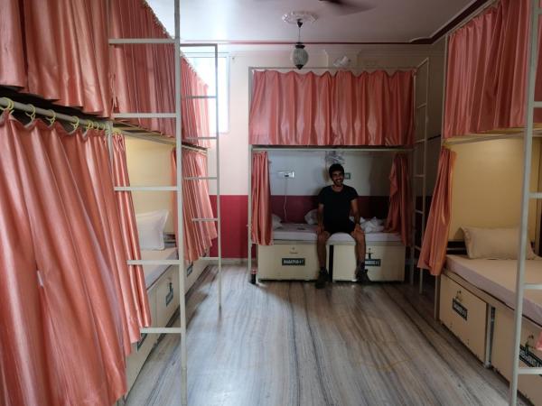 Vinayak Guest House : photo 6 de la chambre dortoir mixte de 10 lits