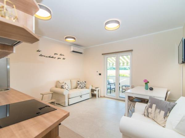 Vet-Centar : photo 4 de la chambre appartement avec balcon