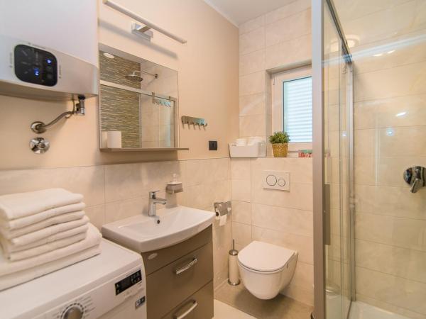 Vet-Centar : photo 10 de la chambre appartement avec balcon