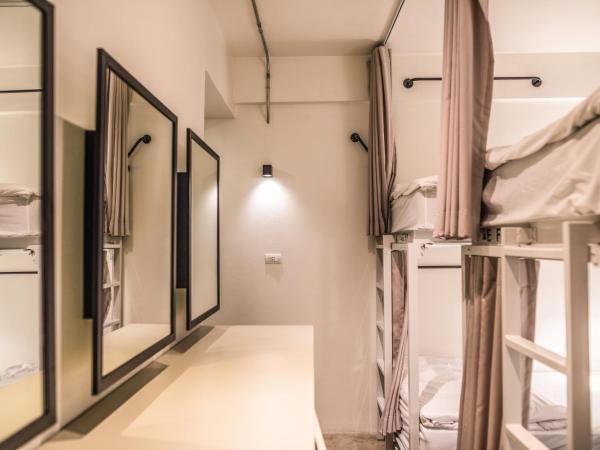 Jam Hostel Bangkok : photo 5 de la chambre lit dans dortoir mixte de 8 lits 