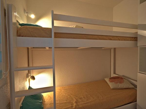 Rivages d'Ulysse Port Camargue : photo 3 de la chambre studio (2 adultes + 2 enfants)