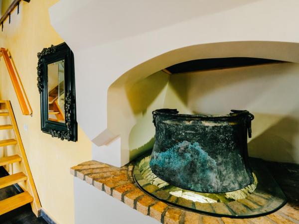 Rodos Niohori Elite Suites Boutique Hotel : photo 7 de la chambre suite junior (1-3 adultes) avec terrasse privée