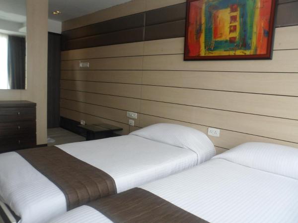 Hotel Esteem : photo 2 de la chambre chambre double ou lits jumeaux exécutive deluxe