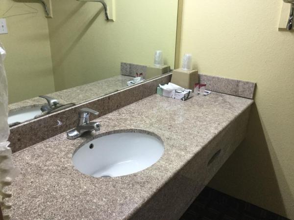 Luxury Inn and Suites Seaworld : photo 9 de la chambre chambre lit king-size - non-fumeurs